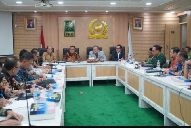 
 Kunjungi DPR RI Pemkab Tanbu Lakukan Audensi Dengan Fraksi PKB